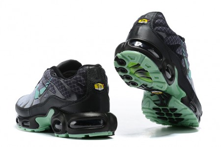 Cheap Mens Air Max Plus Tn Black Green Sneakers CT1619-001