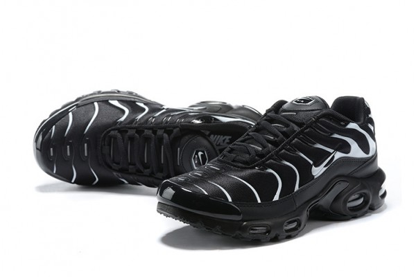 Cheap Mens Air Max Plus Tn Black Grey Sneakers 852630-038