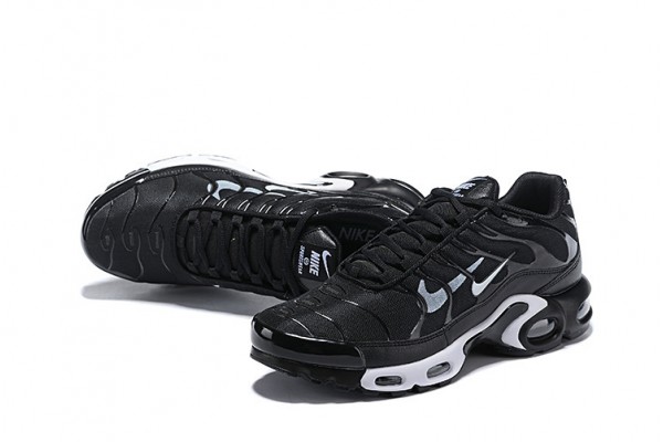 Cheap Mens Air Max Plus Tn Black White Sneakers 815994-004