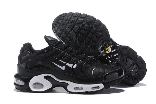 Cheap Mens Air Max Plus Tn Black and White Sneakers