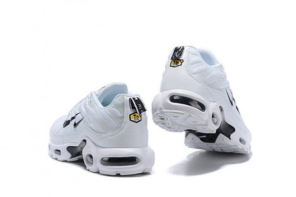 Cheap Mens Air Max Plus Tn White Black Sneakers